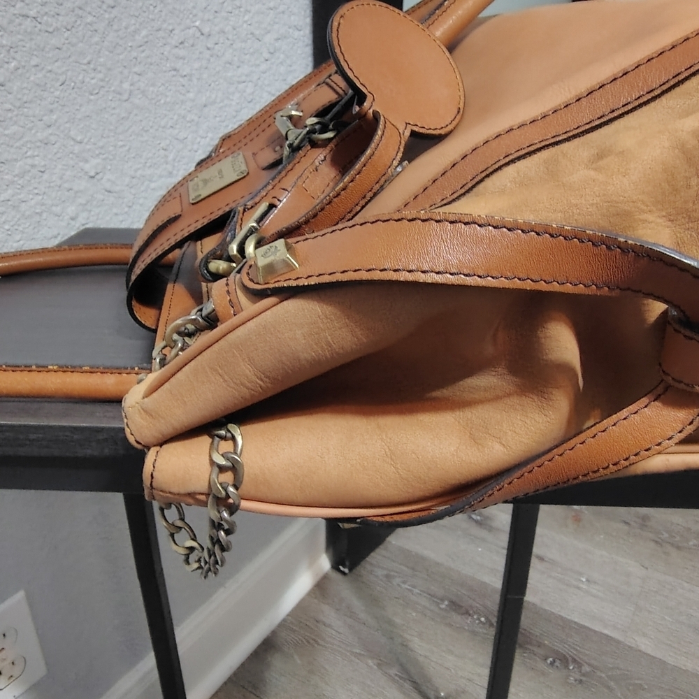 Tan Leather Women's Bag - Picture 12 of 16